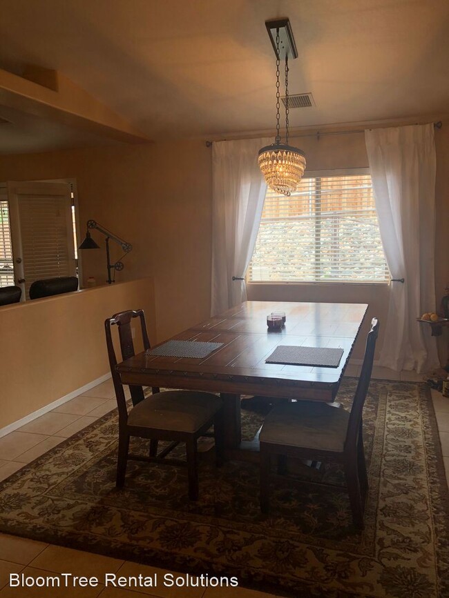 Building Photo - 4 br, 2 bath House - 8701 E Rowel Circle