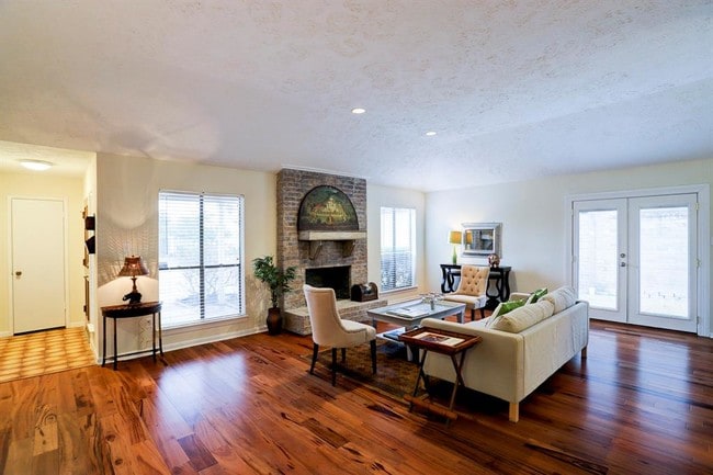 Building Photo - 14223 Woodnook Dr