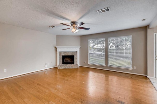 Foto del edificio - 6910 Cobblestone Path