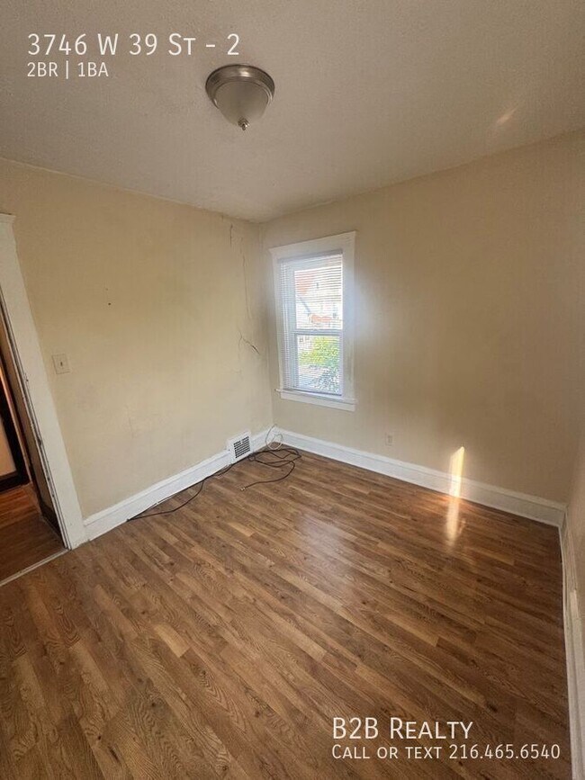Building Photo - 3746 W 39th St