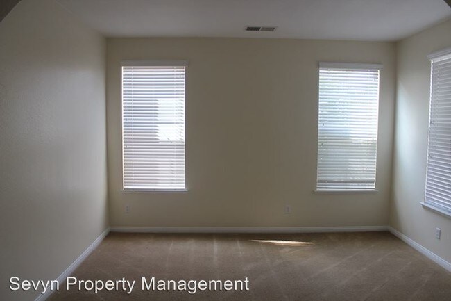 Building Photo - 6678 French Trotter Dr