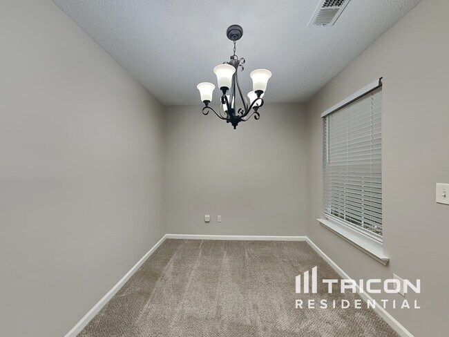 Foto del edificio - 205 Lossie Ln