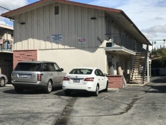 Fachada de la propiedad - 3214 Castalia Ave