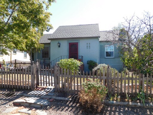 Building Photo - 1443 Iris St