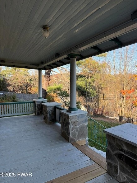 Building Photo - 341 Broad St