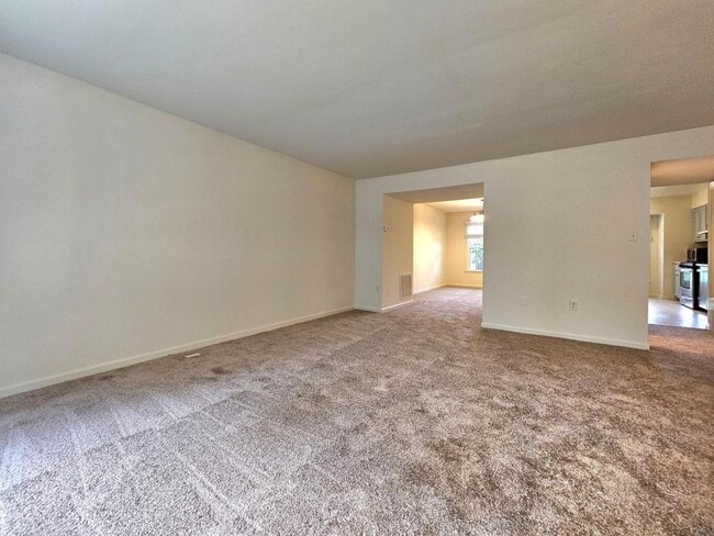 Building Photo - 4802 Treasure Ct