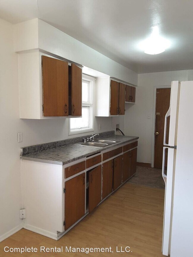 Foto del edificio - 3 br, 1 bath House - 2500 Mountview Dr