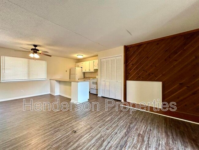 Foto del edificio - 1418 Riverview Rd