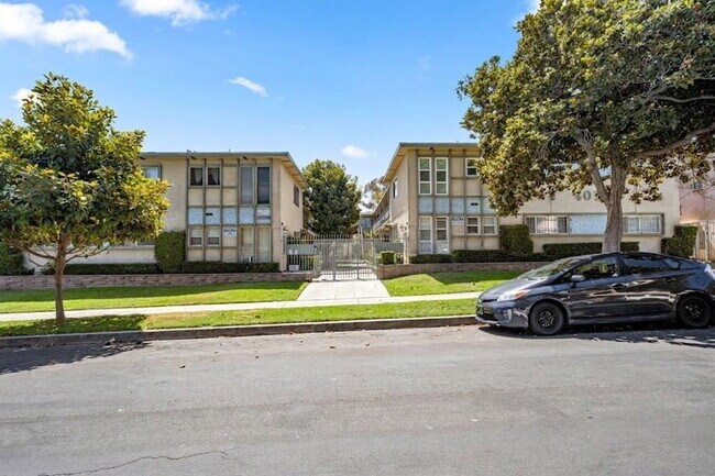 Foto del edificio - 4024 Gelber Pl