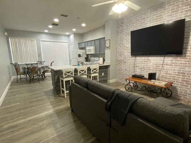 Building Photo - 2683 Andros Ln