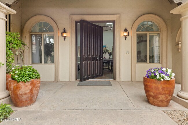Foto del edificio - 6701 N Scottsdale Rd