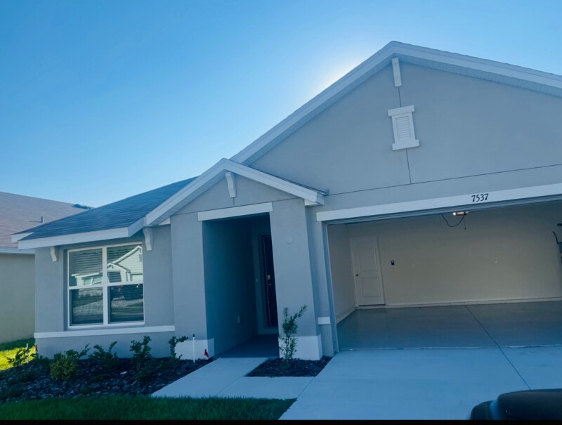 Foto principal - 7537 Gardner St