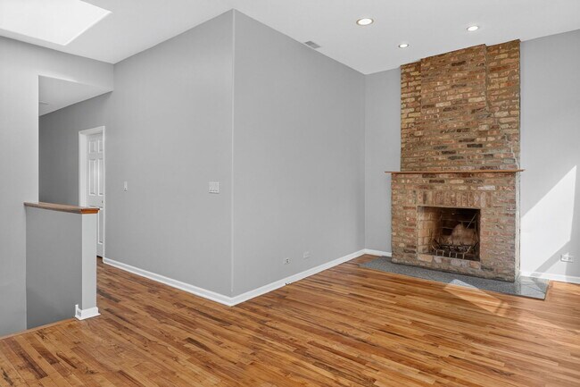Foto del edificio - 1422 W Taylor St