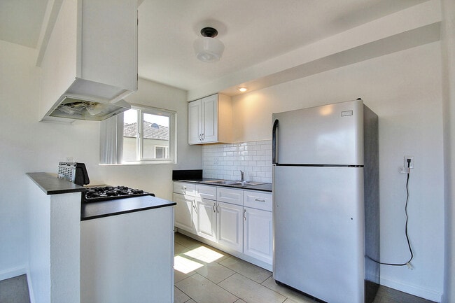 Building Photo - 6660 Sabado Tarde Rd