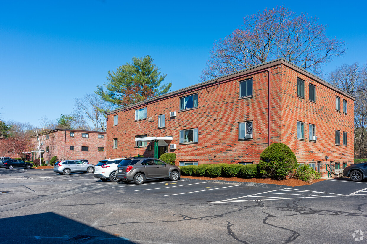 Building Photo - Mills Falls Condominium