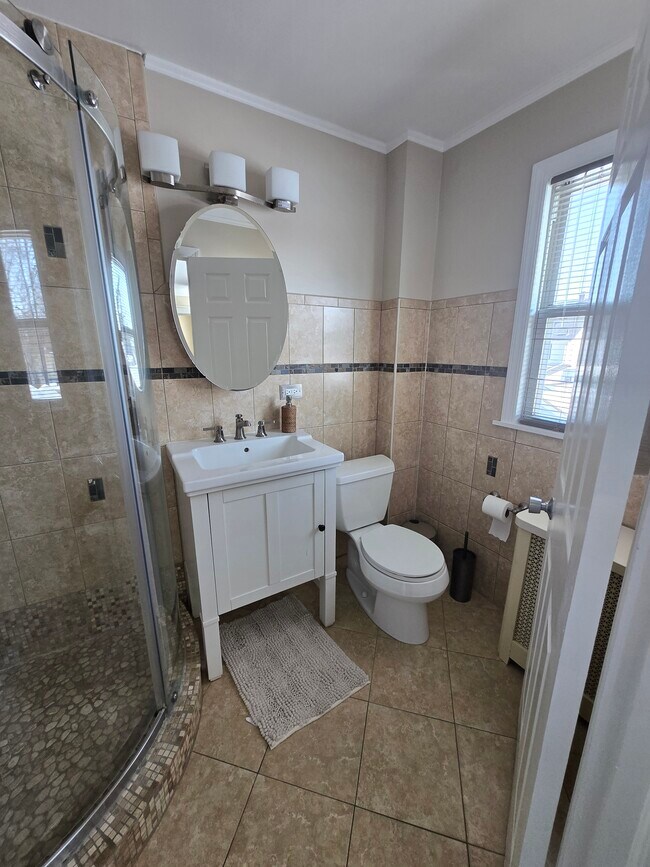 Foto del edificio - 74 Hughes St