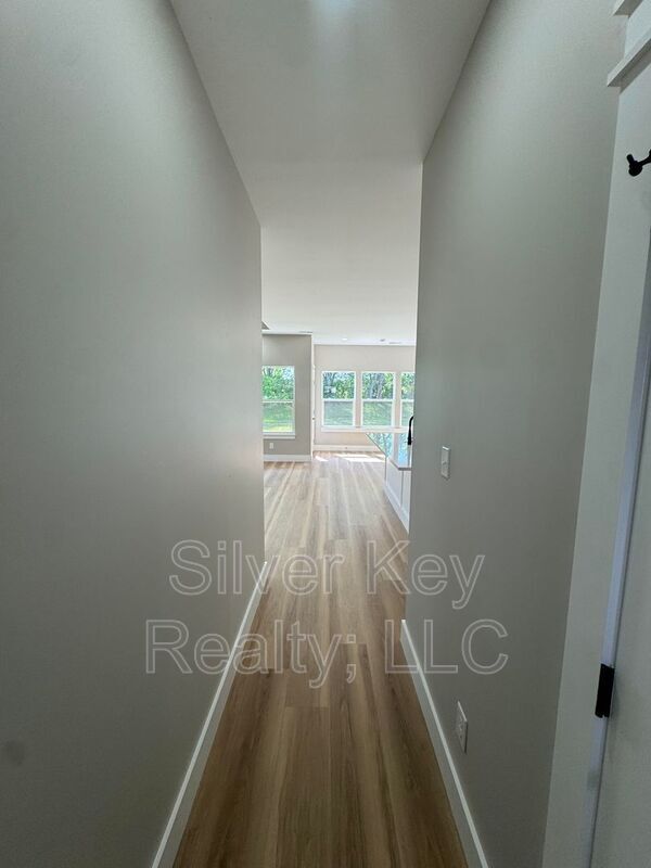Foto del edificio - 918 Stratford Ave