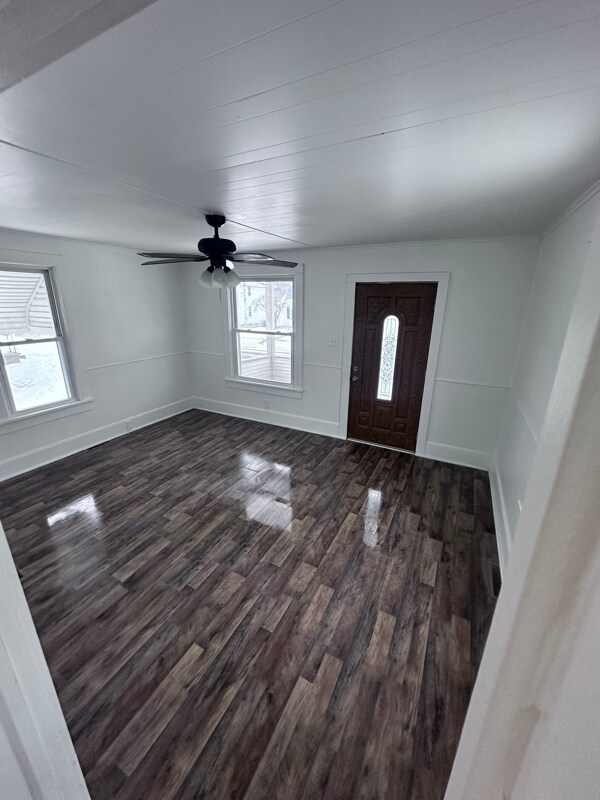 Foto del edificio - 477 E Martin St