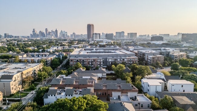 Photo - Henderson Ave Townhome with Rooftop Skyline Views