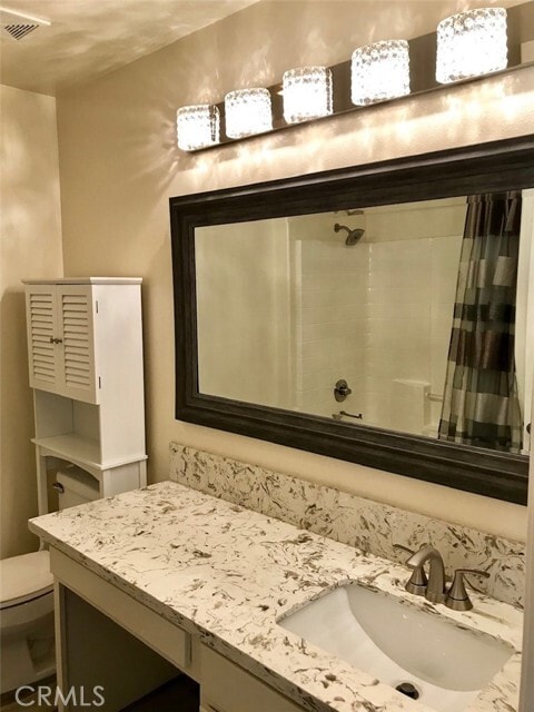 Building Photo - 15 Brookhollow