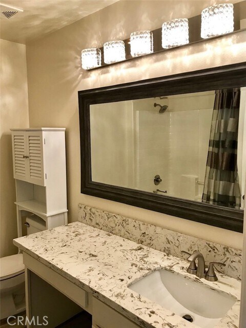 Foto del edificio - 15 Brookhollow