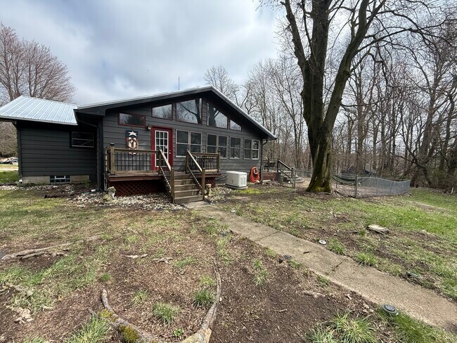 Foto del edificio - 32275 Center St