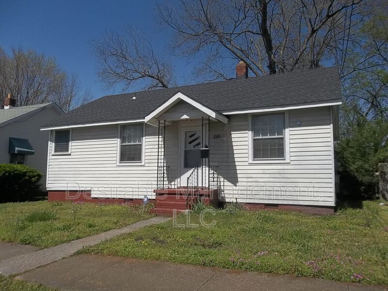Foto principal - 739 33rd St