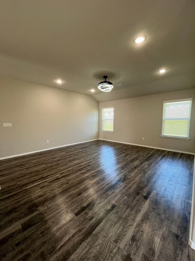Foto del edificio - 3 Bedroom Bentonville Home Available for R...