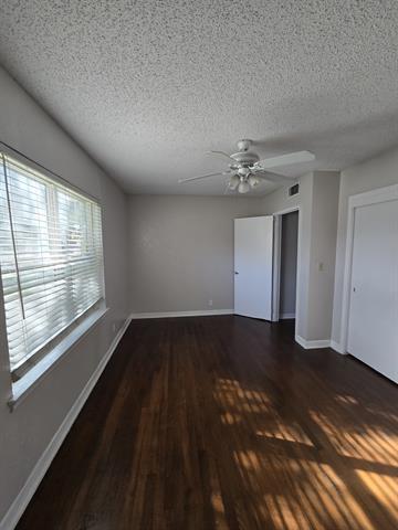 Building Photo - 4738 El Campo Ave