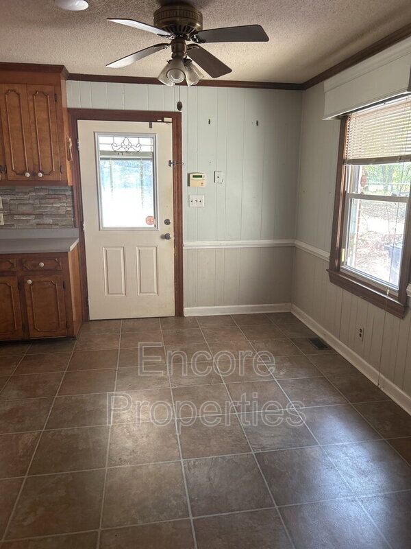 Foto del edificio - 1916 S Main St