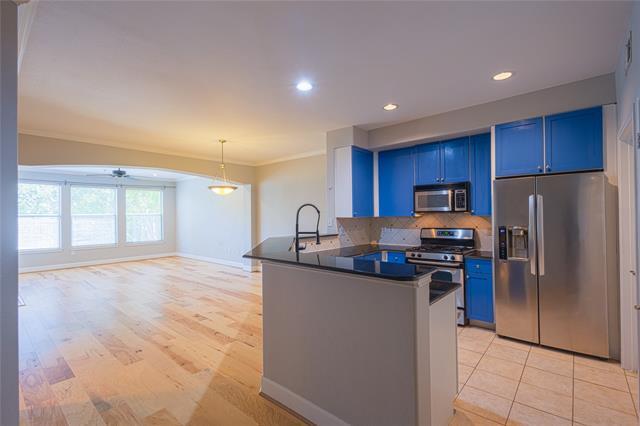 Building Photo - 500 Water's Edge Drive