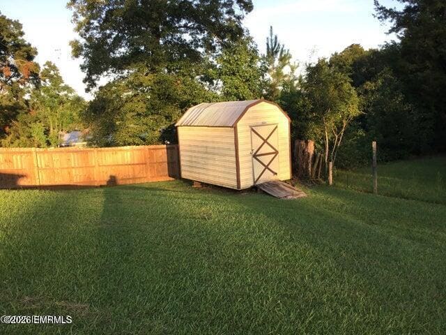 Building Photo - 520 39th Ct E