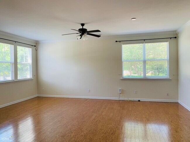 Building Photo - 120 Maple Hill Dr