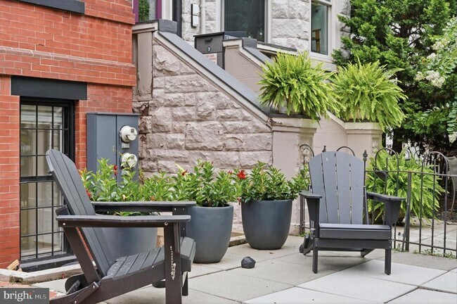 Foto del edificio - 1813 8th St NW