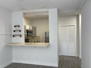 Foto del edificio - 842 Meridian Ave