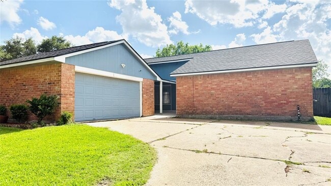 Building Photo - 1371 Stevenage Ln