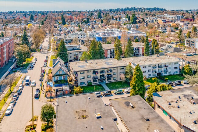 Aerial Photo - Golden Future Apartments