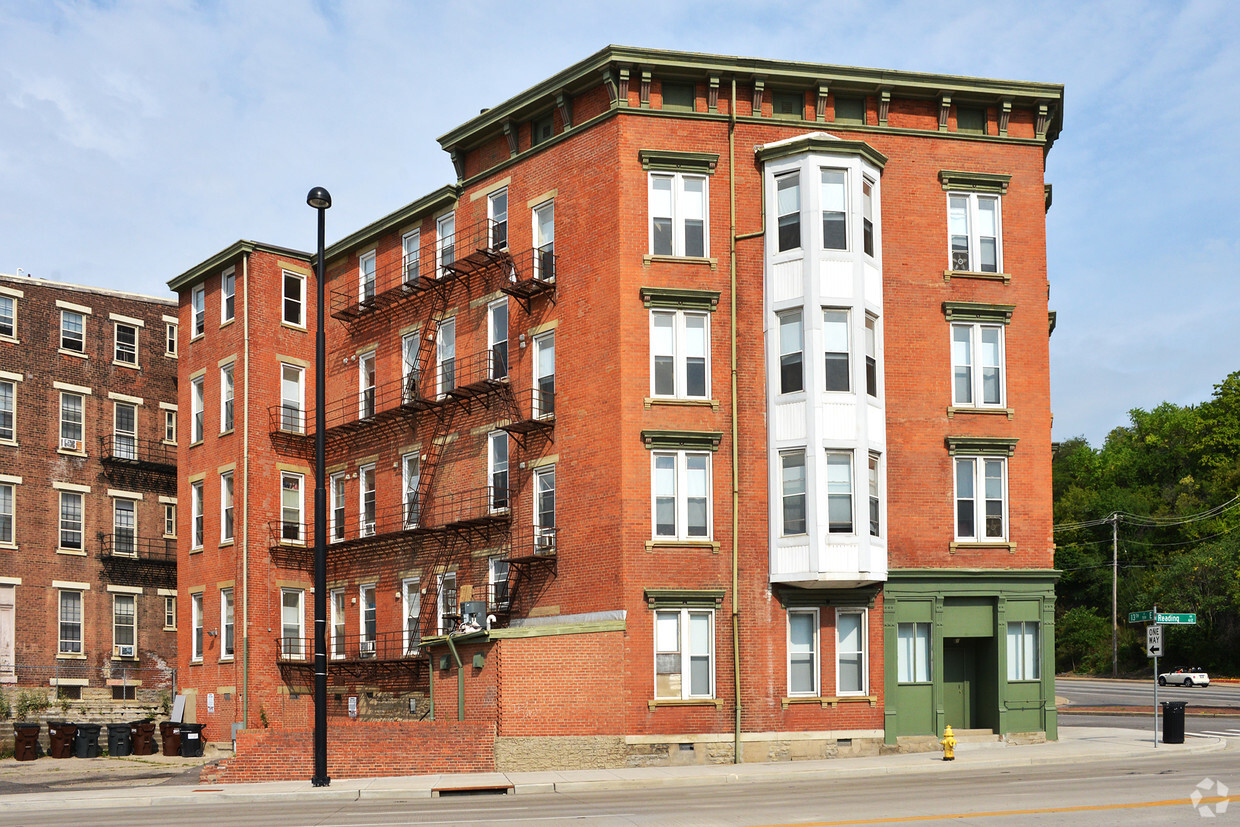 Primary Photo - Pendleton Apartments