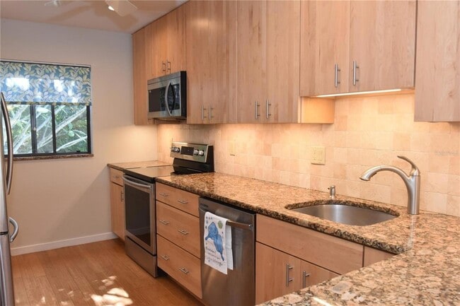 Photo - 1601 Bayhouse Point Dr