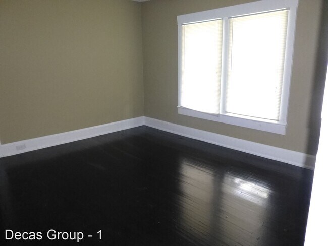 Foto del edificio - 3 br, 1 bath House - 5225 Avenue Q