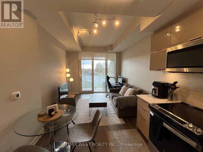 Photo du bâtiment - 10 Deerlick Ct