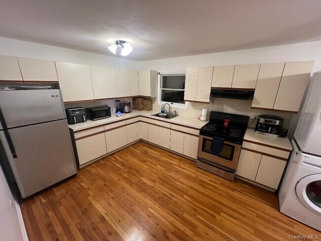 Foto del edificio - 2 Bushwick St