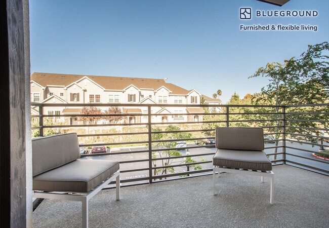 Foto del edificio - 1101 N Fair Oaks Ave