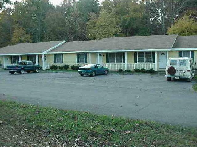 Primary Photo - 23 Shadowood Cir
