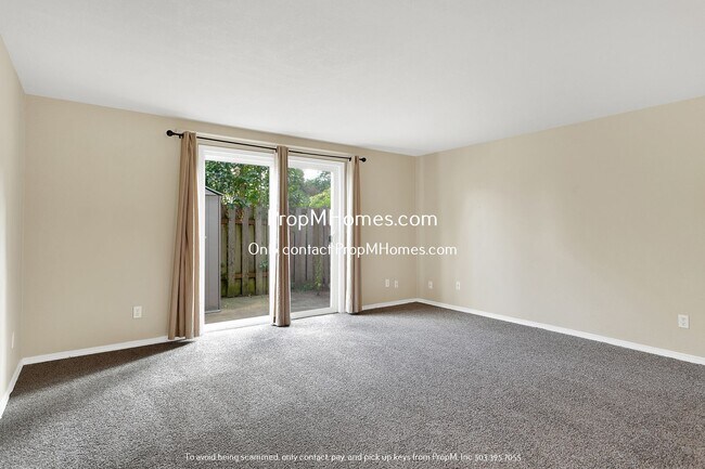 Building Photo - Charming 2-Bedroom Haven in the Heart of S...