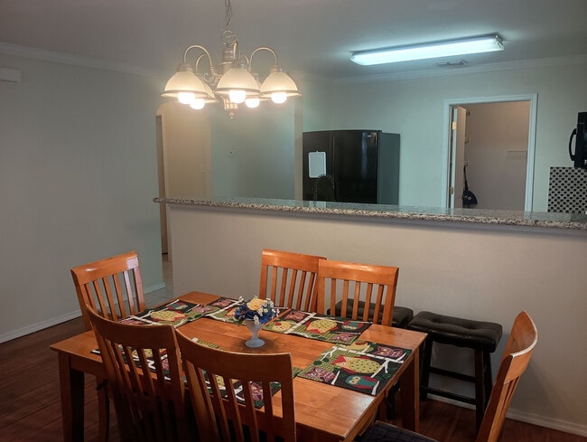 Building Photo - Room in Single Family Home on Ceremony Cove
