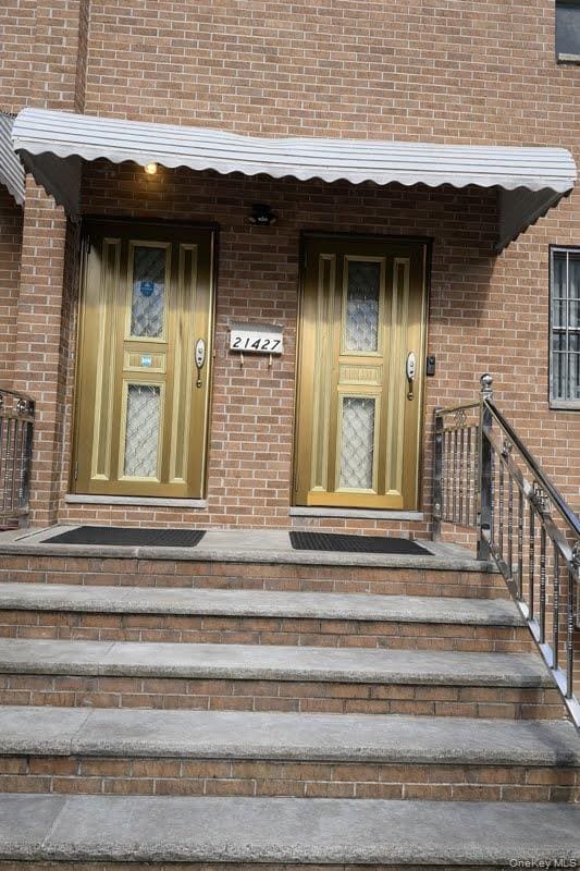 Building Photo - 214-27 38th Ave