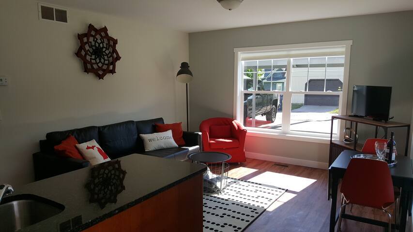 Foto principal - 315 S Elmwood Ave Unit 101