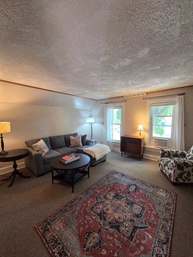 Living room - W59N408 Hilbert Ave