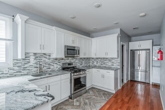 Building Photo - 164 Avenue B